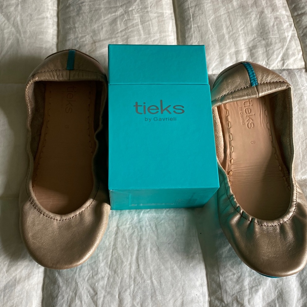 TIEKS, RARE CHAMPAGNE GOLD SIZE 8